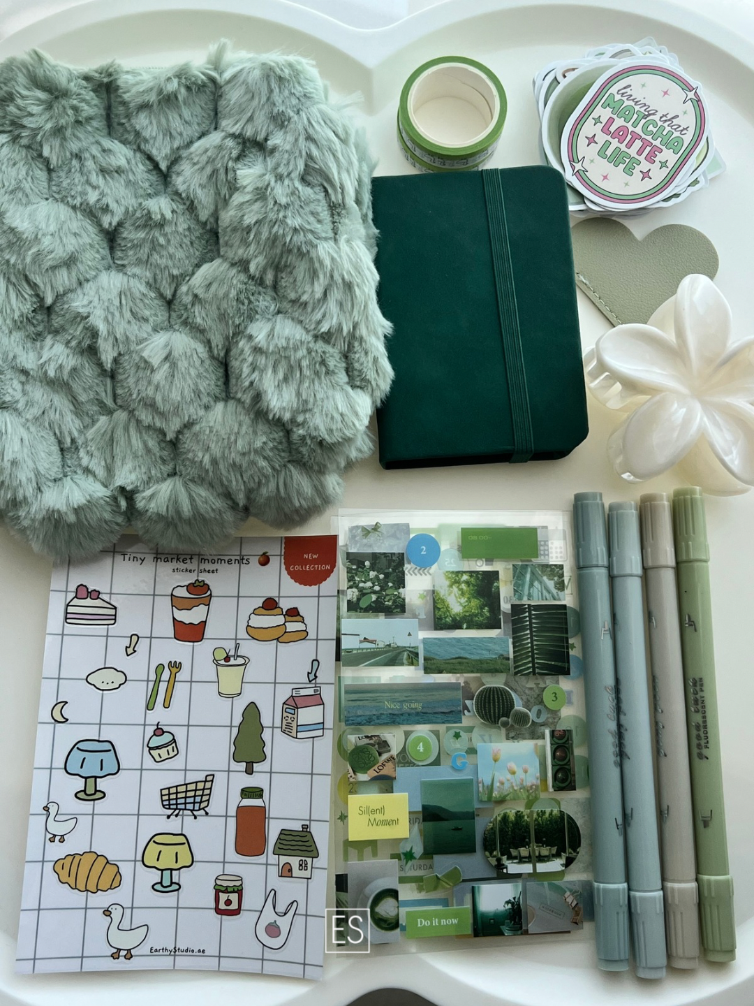 Green Essential Set