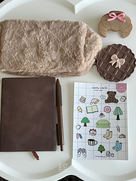 Cozy Girl Essentials 🤎☕